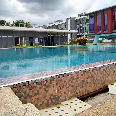 Cyberia Crescent - 3 Bedroom 8 Pax Cyberjaya Exterior photo